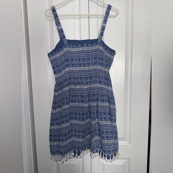 Vince Camuto Sleeveless Eyelet Fit & Flare Dress - Picture 4 of 10